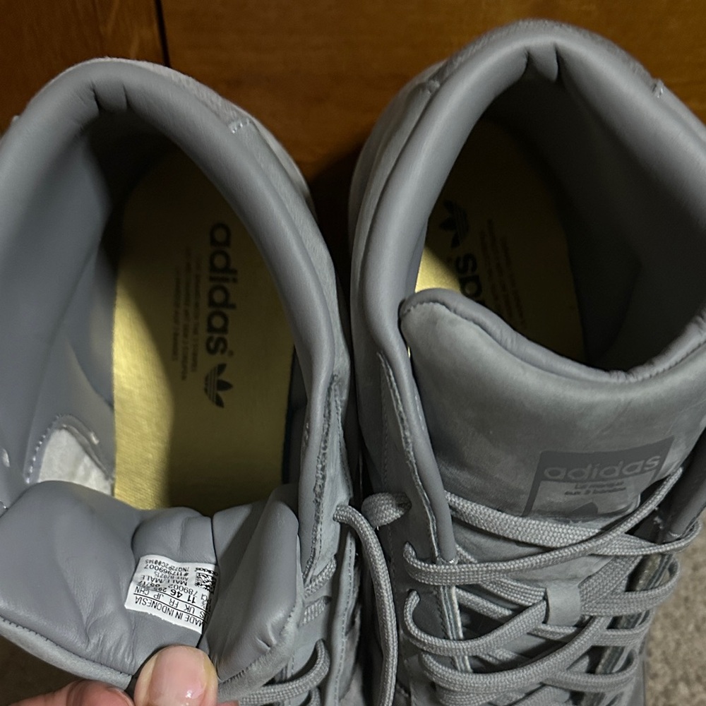 Adidas Men's Light Gray High-Top Sneakers - Picture 2 of 7